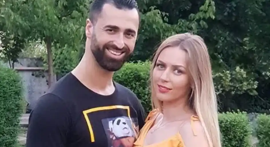 Menaxheri i Erik Lloshit flet për bashkëshorten e tij: U divorcuan për shkak të BBVA?