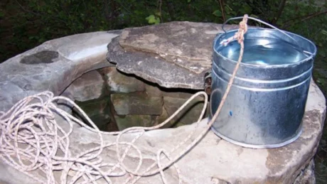 E rëndë! Bie në pus, humb jetën gruaja në vend (Detaje)