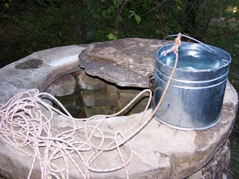 E rëndë! Bie në pus, humb jetën gruaja në vend (Detaje)