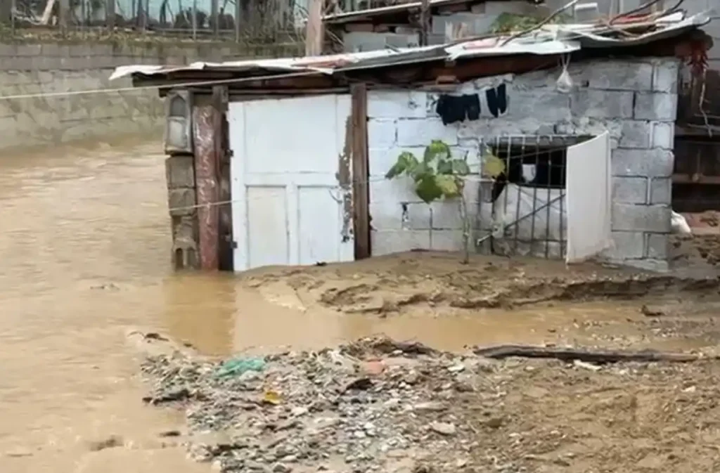 U zhduk një ditë më parë, gjendet e mbytur e gruaja në Devoll…