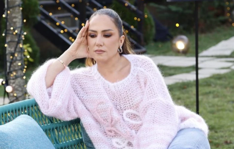 Rrjeti shpëthen si asnjëherë më parë ndaj Arbana Osmanit ‘E tmerrshme, ti po…’