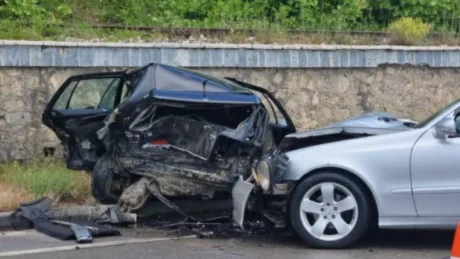 Aksident tronditës në vend! Humb jetën një grua, raportohet se shoferi…