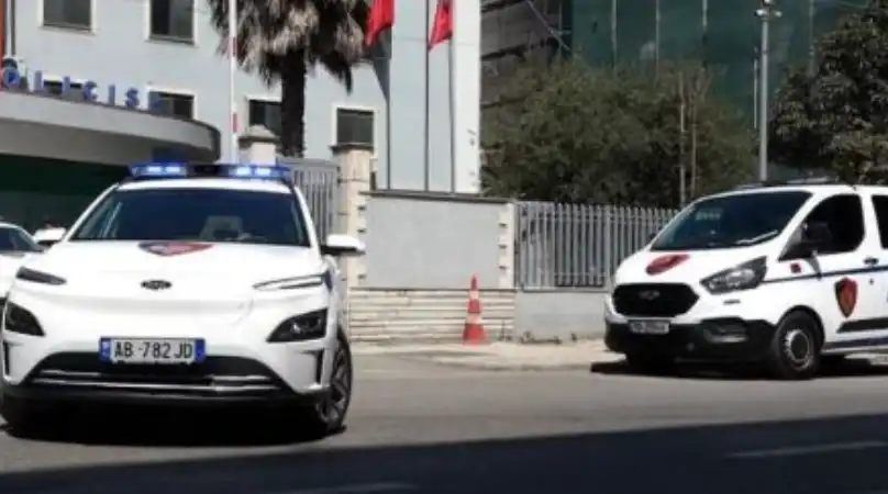 Plagosje te miturish, adoleshenti godet me thikë 15-vjeçarin! I mituri përfundon me plagë të rënda në spital…