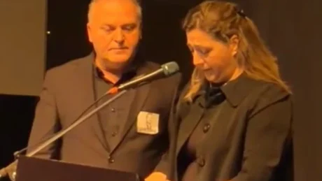 ‘Amanetin tënd do ta…’ Motra e Shpatit me zemër të thyer bënë premtimin e fortë mbi arkivoIin e të vëllait!