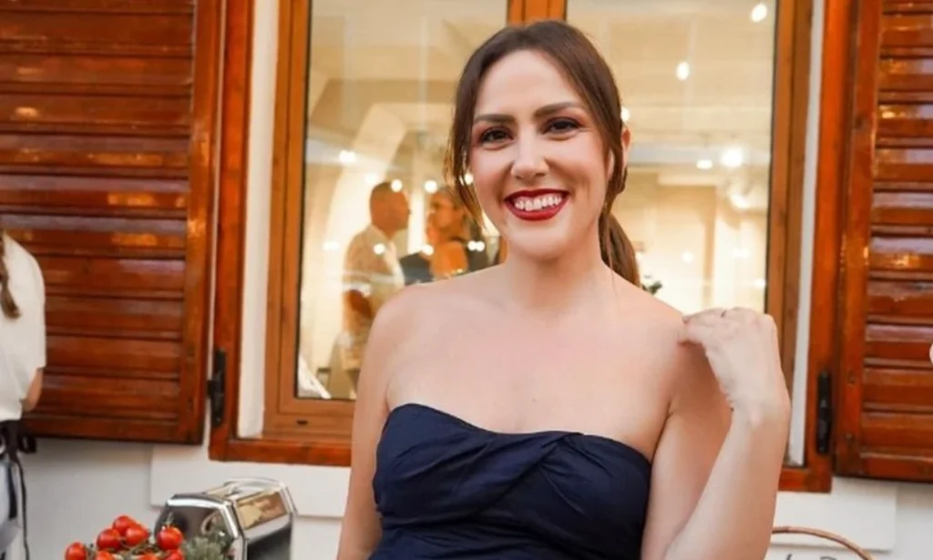 Çfarë po paralajmëron Arbana Osmani? Moderatorja e njohur nesër me program “-18”: Më ndodh për herë të parë pas 25 vitesh