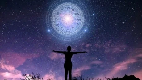 A jeni ju njëri prej tyre? Tre shenjat e horoskopit që do të arrijnë majat në karrierë gjatë vitit 2026