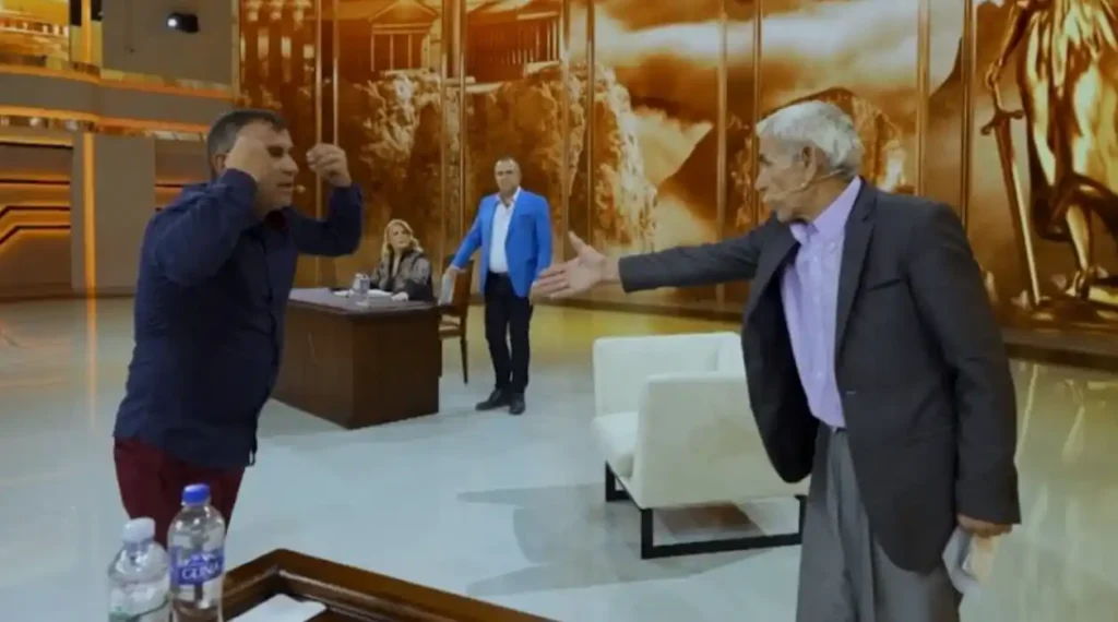 “Ti duhet të arrestohesh!” Arbeni ngre akuza të forta ndaj babait: Ke bërë krime …! (Video)