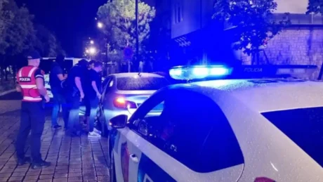 Tiranë/ Makina me shpejtësi të lartë përplas vajzën në vizat e bardha