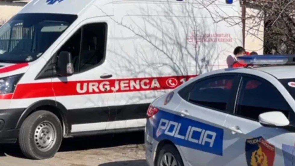 Ngjarje e rëndë: Dh*nohet rëndë këngëtari i njohur shqiptar nga një tjetër artist shqiptar