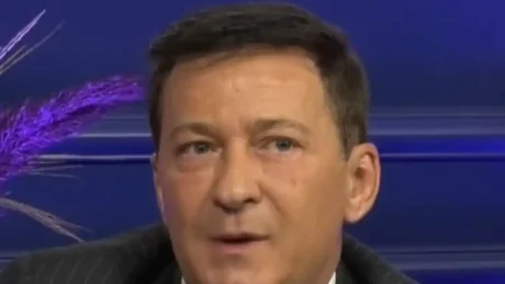 “Hiqe ose do largohesh ti”/ Arjan Konomi zbulon prapaskenën e sherrit me Top Channel: Ja komenti që më kërkuan të fshija