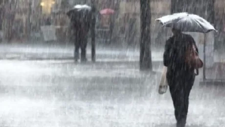 Meteorologu parashikon si nisin ditët e para të dhjetorit: Do vijojnë reshjet e shiut