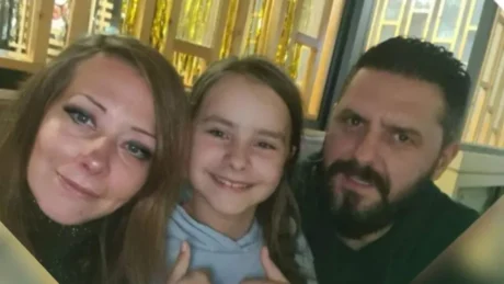 “Nuk ka vend në martesën tonë” – Reagon publikisht gruaja e Mirit pasi ai i tha Selinës “Të dua”